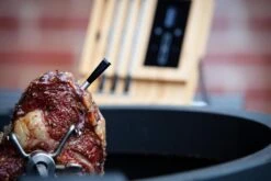 MEATER Block Met 4 Draadloze Thermometers 4 MEATER Block Met 4 Draadloze Thermometers -Uitrusting Voor Buiten 20190524 mg 2996