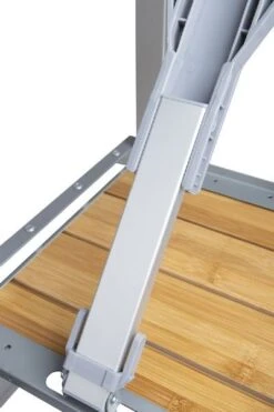 Bo-Camp 136 X 85 Inklapbare Picknicktafel - Bamboe 2 Bo-Camp 136 X 85 Inklapbare Picknicktafel - Bamboe -Uitrusting Voor Buiten 900 600 1404800 09