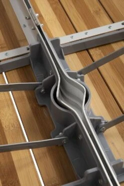 Bo-Camp 136 X 85 Inklapbare Picknicktafel - Bamboe 4 Bo-Camp 136 X 85 Inklapbare Picknicktafel - Bamboe -Uitrusting Voor Buiten 900 600 1404800 11