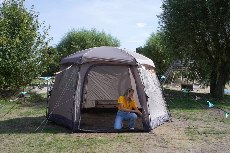 Easy Camp Moonlight Yurt 6 familietent - 6 persoons Easy Camp Moonlight Yurt 6 Familietent - 6 Persoons -Uitrusting Voor Buiten easy camp moonlight yurt 6 familietent 6